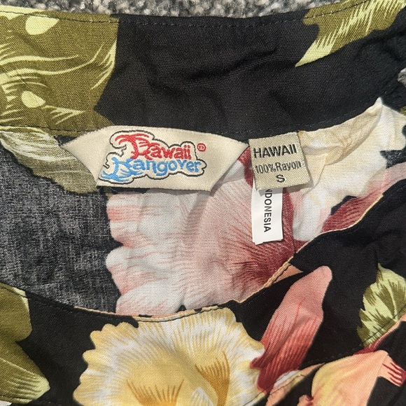 Hawaiian Floral Tank Ladies Small - Picture 3 of 3